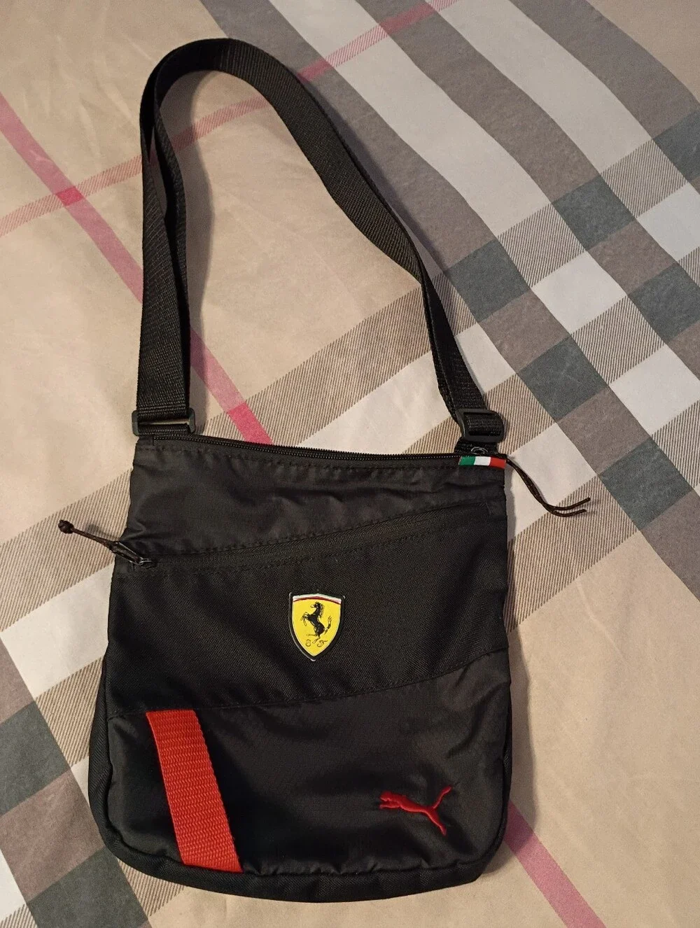PUMA Scuderia Ferrari Adjustable Crossbody Black Shoulder Bag with Red Accents